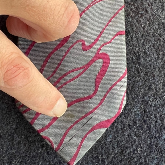 Silk Neck Tie - Picture 3 of 6